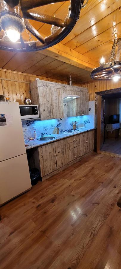 Kotiedzh U Mariny Villa Jaremtje Exteriör bild