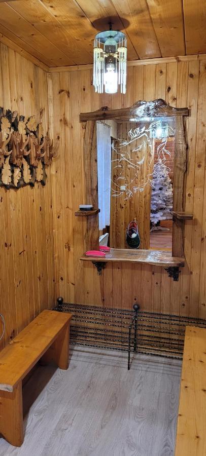 Kotiedzh U Mariny Villa Jaremtje Exteriör bild