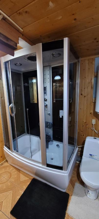 Kotiedzh U Mariny Villa Jaremtje Exteriör bild